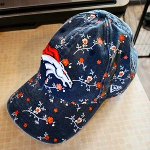 NWT Women's Denver Broncos hat